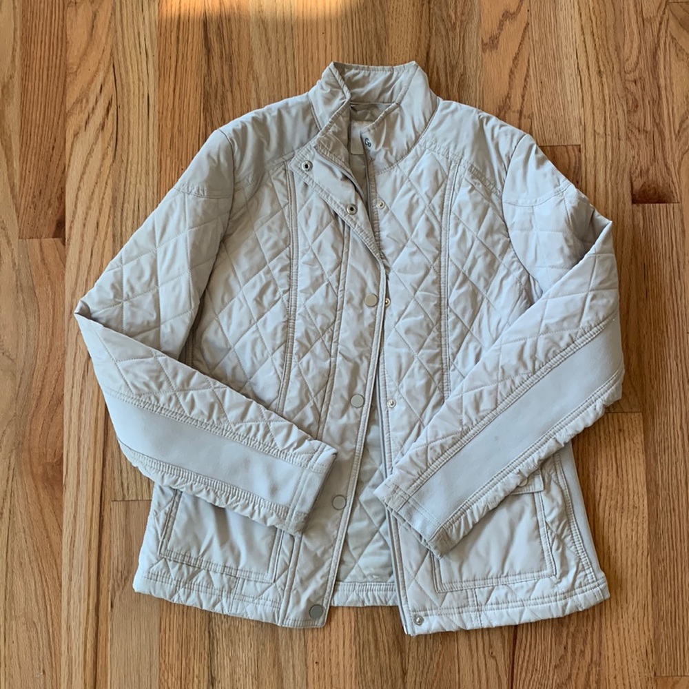 Lightweight quilted jacket